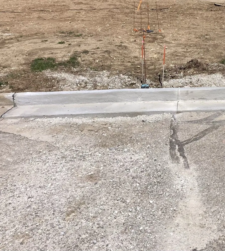 Professional garden landscaping in Tipp City, OH by Teel Concrete