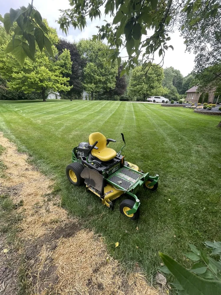 Local outdoor landscaping in Ypsilanti, MI by Teels Lawn & Snow