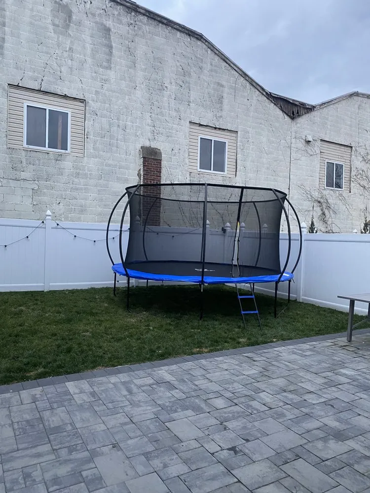 Reliable yard maintenance in Westfield, NJ by TeenAssistant