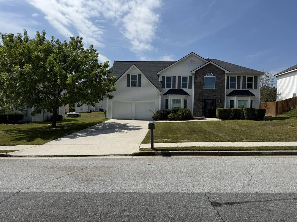 Top-rated yard cleanup service in Snellville, GA - TeenGreen Landscaping