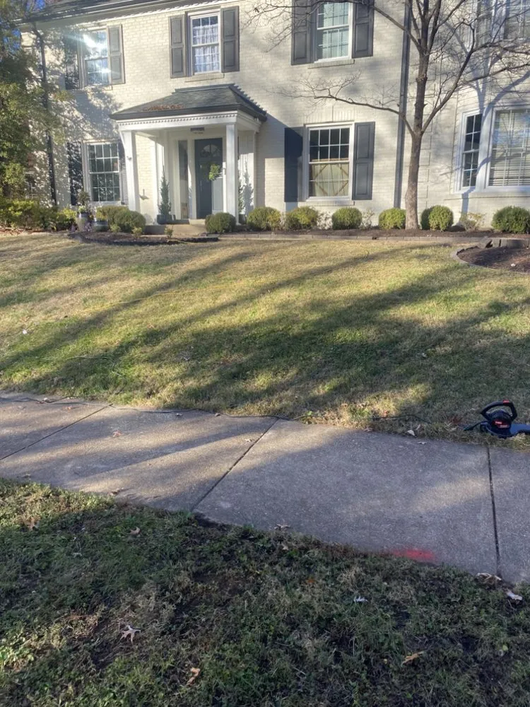 Local lawn care service for homes across Saint Louis, MO - Tees Cut & Clean Lawn Care Services