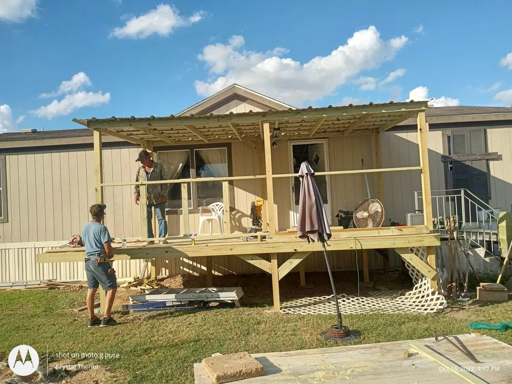 Reliable landscape design near you across Cameron, LA - Tee's Pressure Washing Services