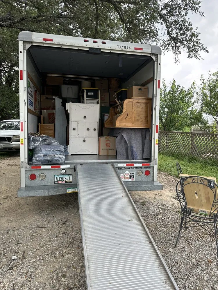 Expert lawn care service for homes in Clifton, TX by Teeson Quick Move