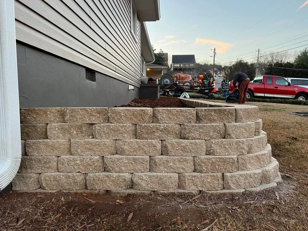 Local yard cleanup service experts serving Signal Mountain, TN - Teeter's Lawn Maintenance