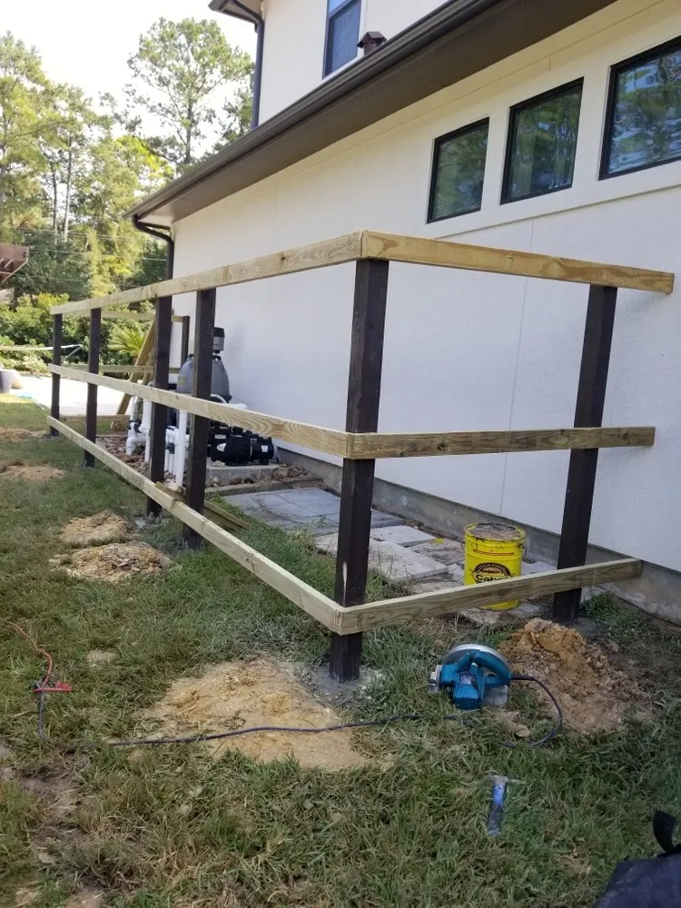 Expert yard maintenance experts serving College Station, TX - Tejas Fence And Landscape