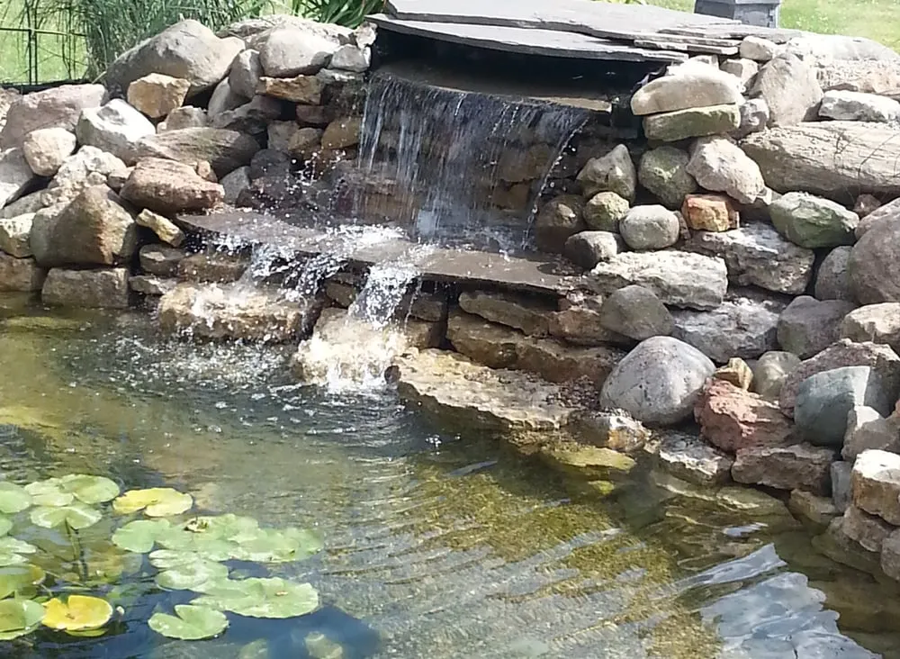 Custom lawn care service experts serving Muncie, IN - Tell Three Friends