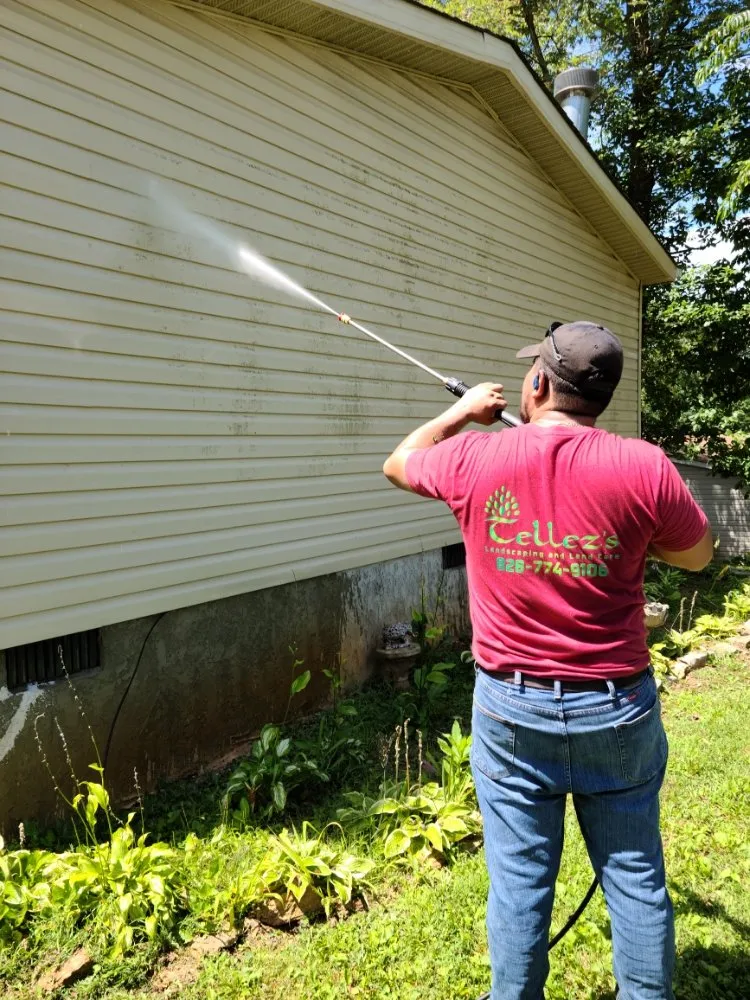 Top-rated residential landscaping experts serving Swannanoa, NC - Tellez's Landscaping & Land Care