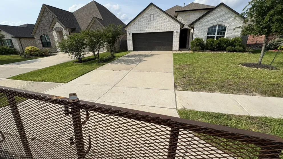 Trusted lawn care service for residential properties in Cypress, TX by Temsi Lawn Care