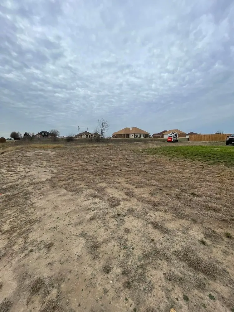 Custom lawn mowing service in Copperas Cove, TX by Tenas Construction