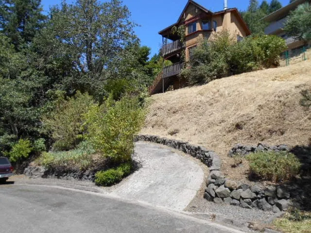 Affordable outdoor landscaping in Eugene, OR - Tender Earth Yard Care