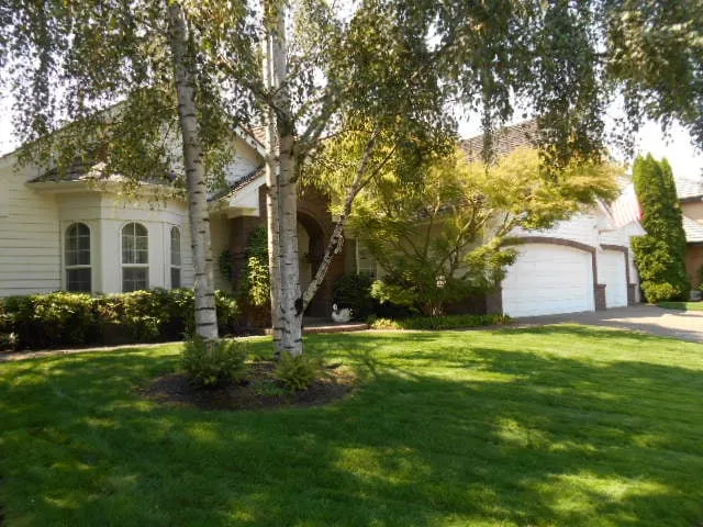 Professional garden landscaping for outdoor upgrades across Eugene, OR - Tender Earth Yard Care