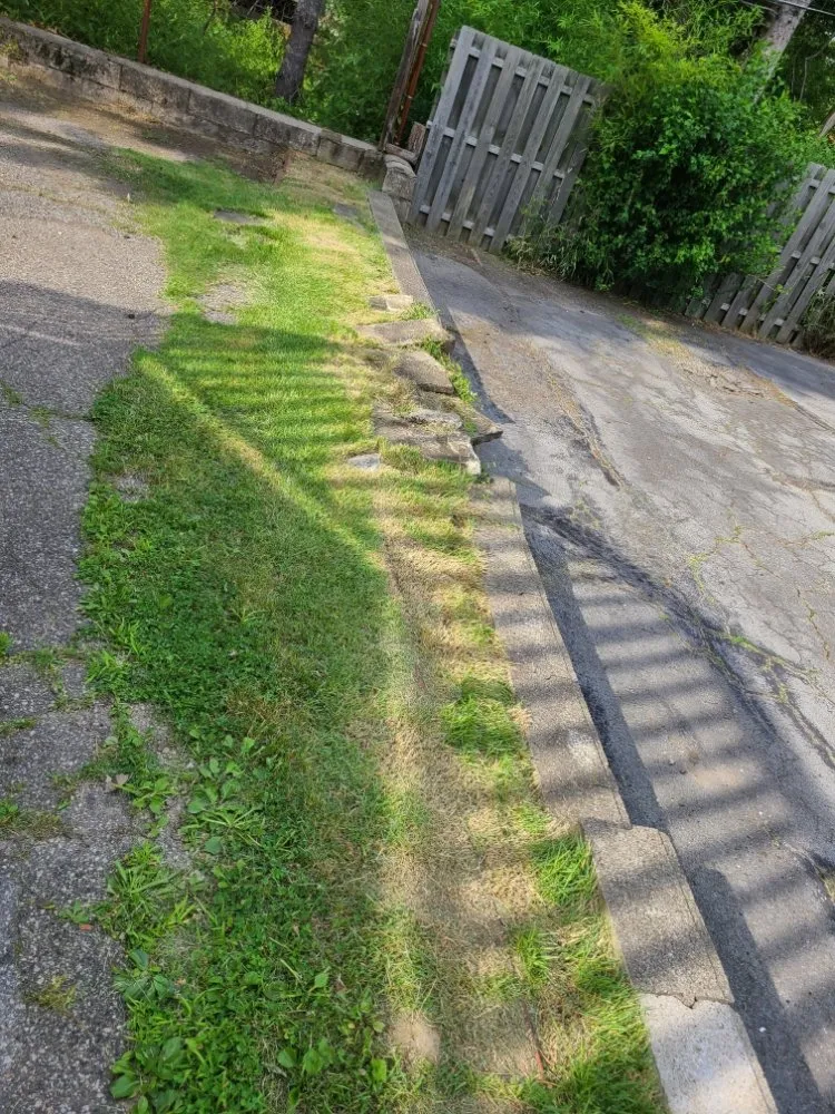 Trusted garden landscaping in Pittsburgh, PA by Tender Loving Lawn Care Services