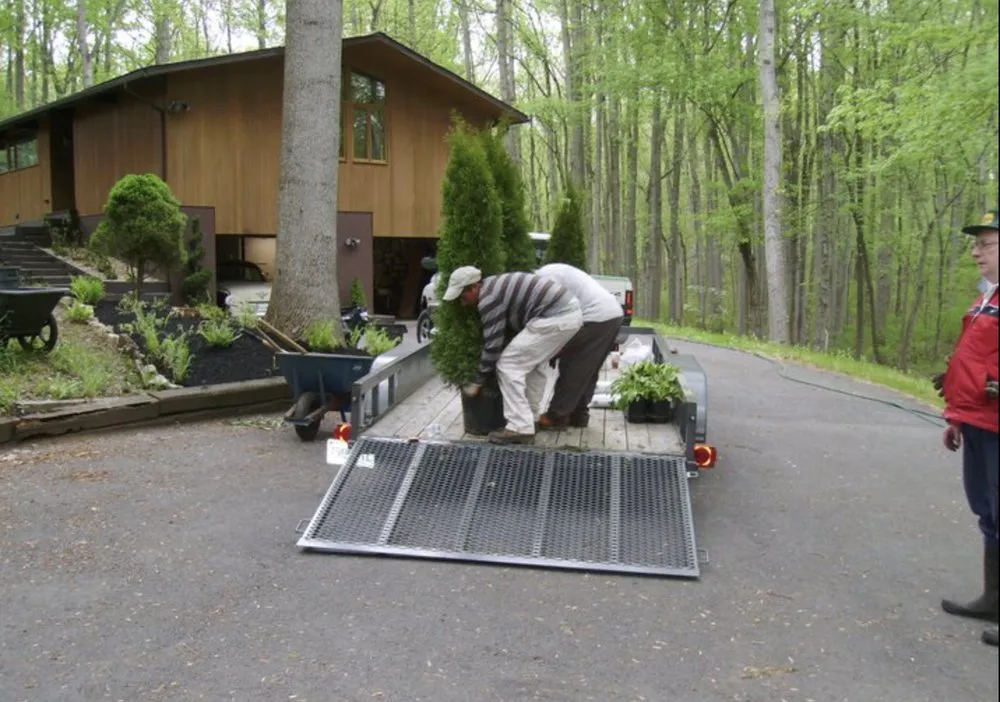 Affordable landscape installation for residential properties across Baltimore, MD - Tenezaca Landscaping