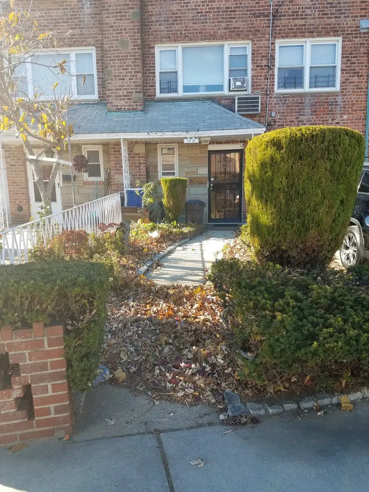 Expert landscaping services in Queens, NY - Tennant Lawn Care