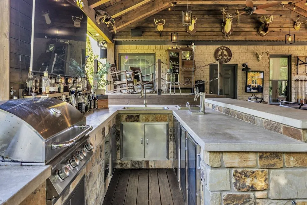 Affordable outdoor landscaping experts serving Franklin, TN - Tennessee Custom Pools