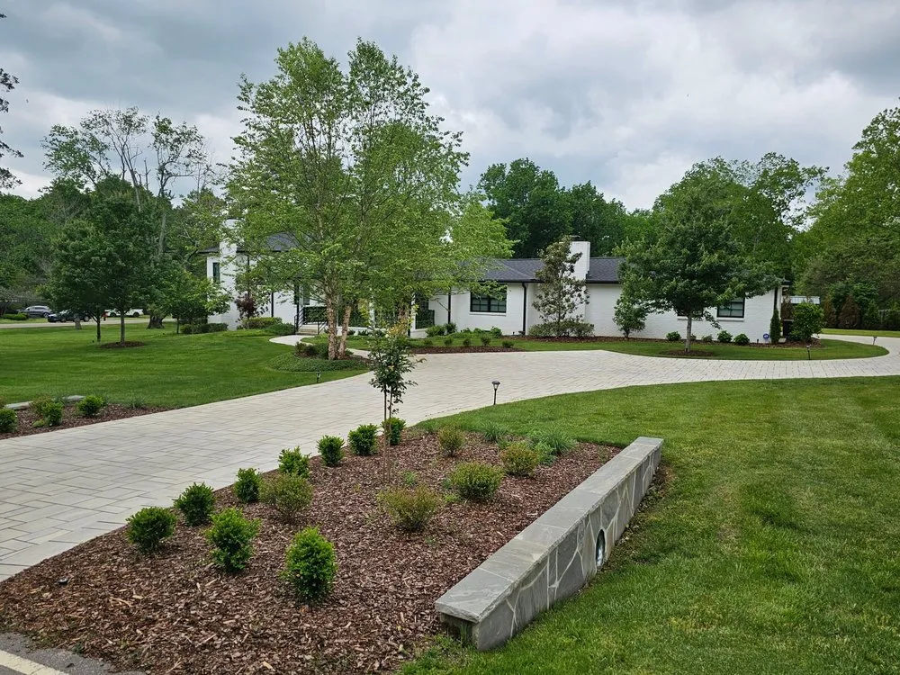 Custom outdoor landscaping experts serving Nashville, TN - Tennessee Landsculpture
