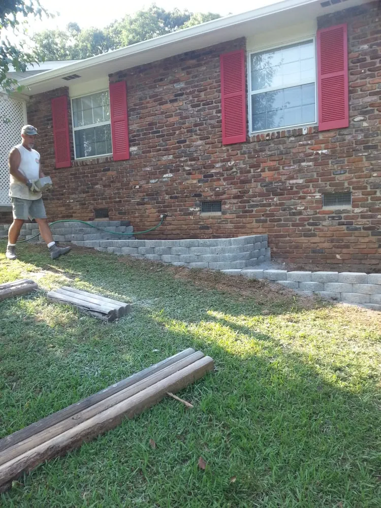 Custom landscape installation for homes across Oliver Springs, TN - Tennessee Lawn Care Inc