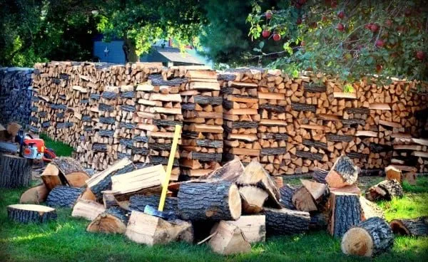 Top-rated landscaping services for residential properties across Crossville, TN - Tennessee Mountain Firewood