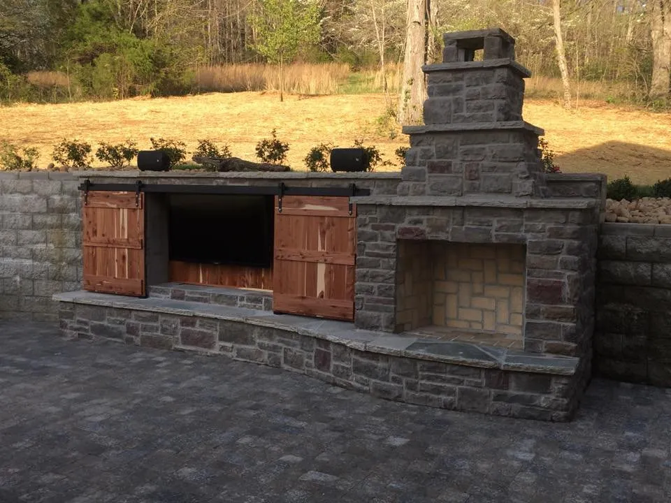 Custom yard maintenance for year-round maintenance in Linden, TN by Tennessee Outdoor Innovations