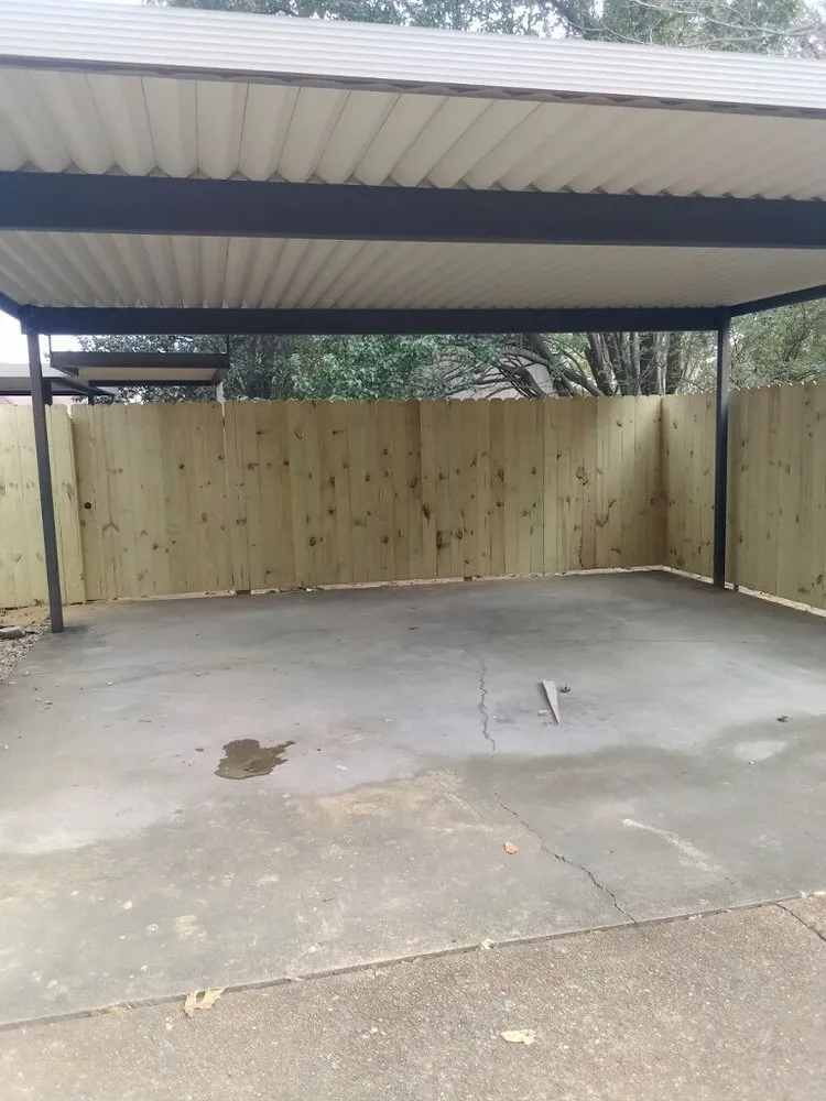 Professional outdoor landscaping experts serving Memphis, TN - Tennessee Sharpest Lawns