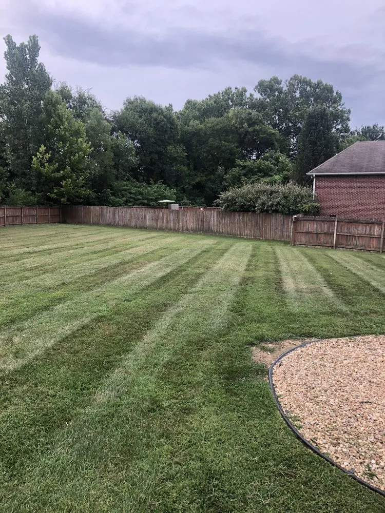 Custom landscaping services experts serving Hendersonville, TN - Tennessee Turf Pros