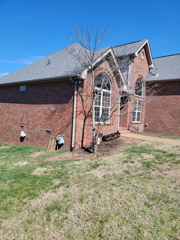 Custom yard cleanup service in Hendersonville, TN - Tennessee Turf Pros