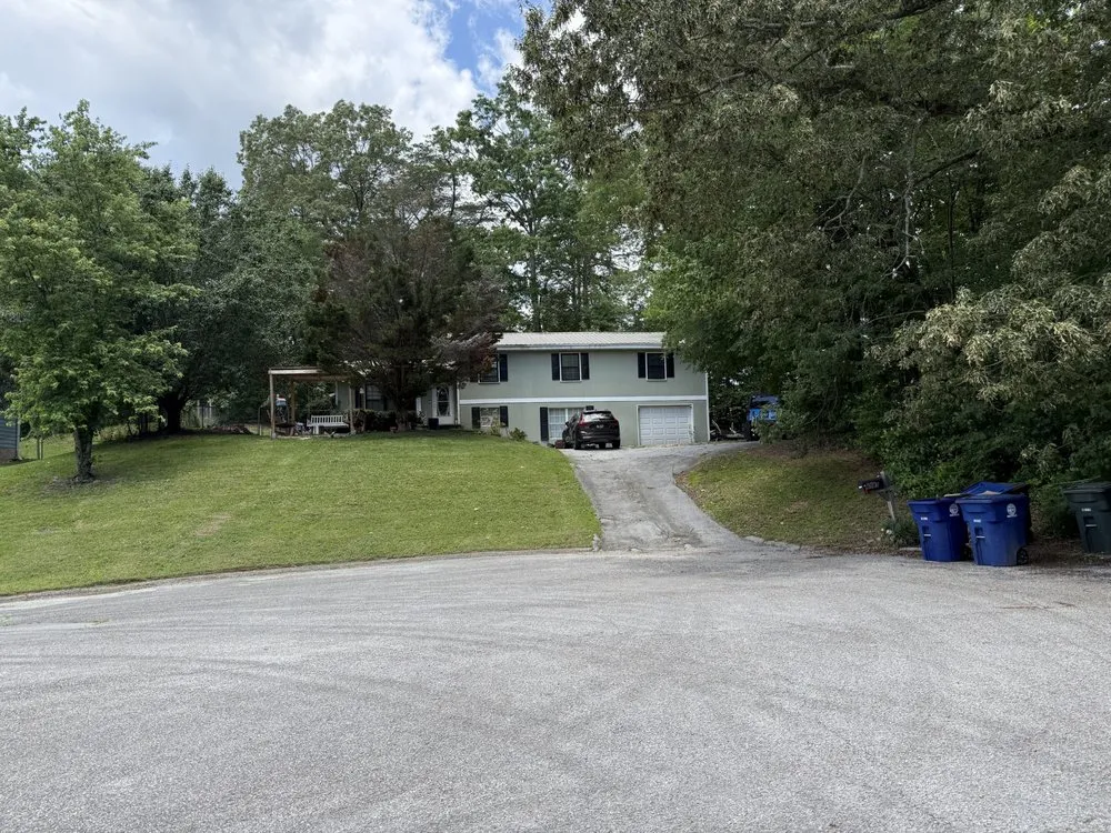 Custom landscape installation in Chattanooga, TN by Tennessee Valley Service Pros