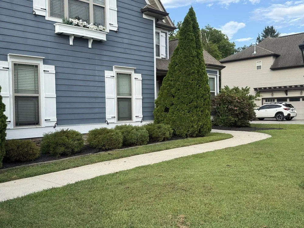 Trusted lawn mowing service experts serving Chattanooga, TN - Tennessee Valley Service Pros