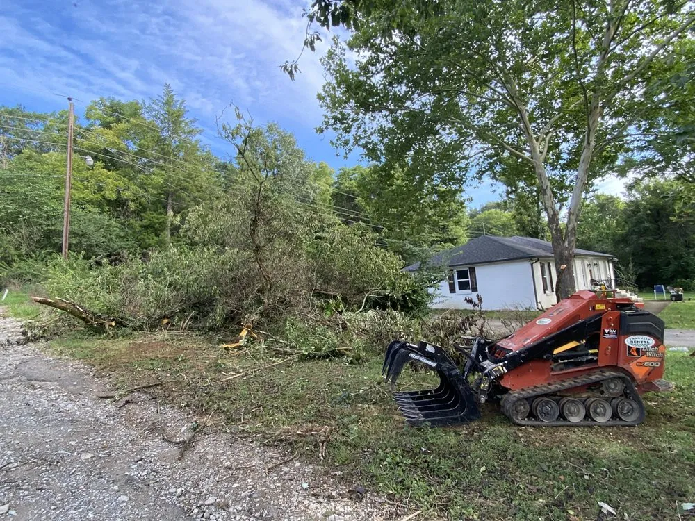 Affordable lawn mowing service in Nashville, TN - Tensaw Exterior Solutions