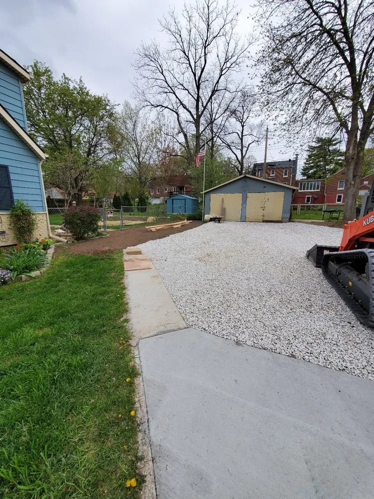 Custom landscaping services experts serving New Bloomfield, MO - Te'o Farms Land Management Goin' Samoan
