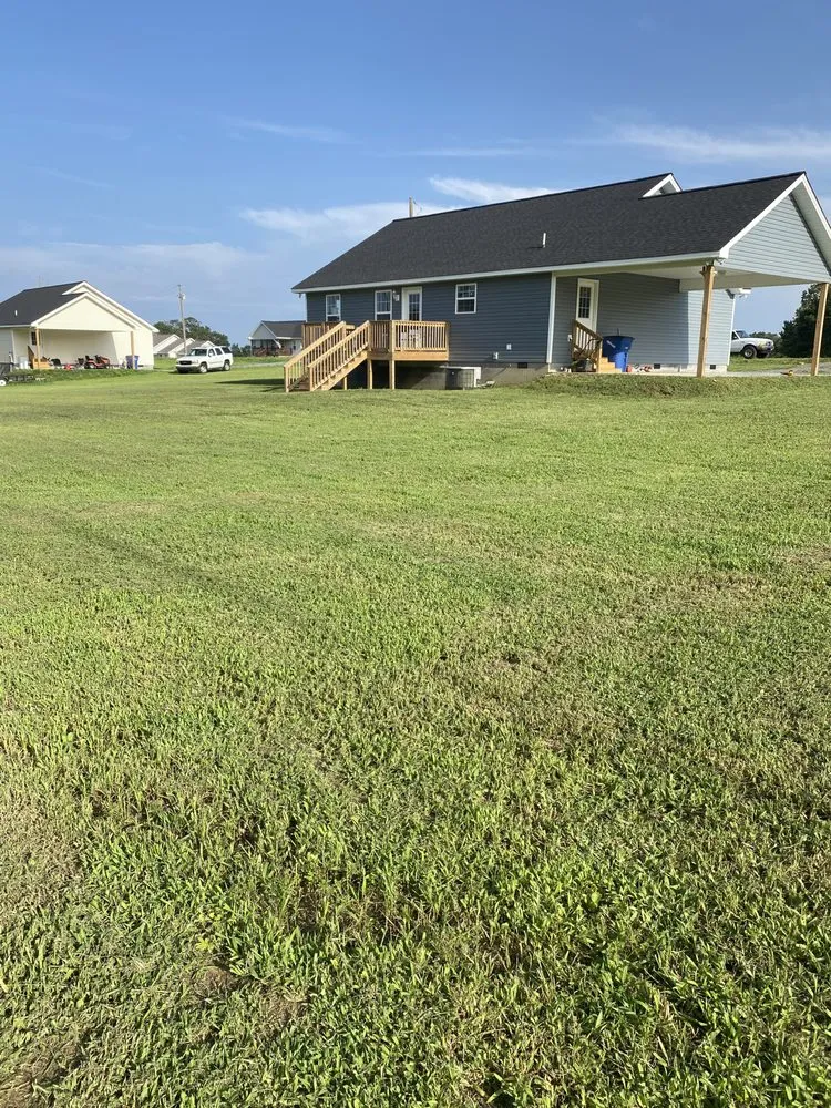 Trusted yard cleanup service for homes across Fort Payne, AL - Teo’s Landscaping service