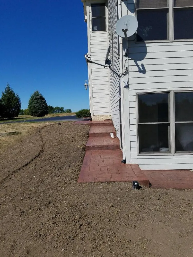 Reliable lawn mowing service in Joliet, IL - Tepas Lawnscape Maintenance & Concrete