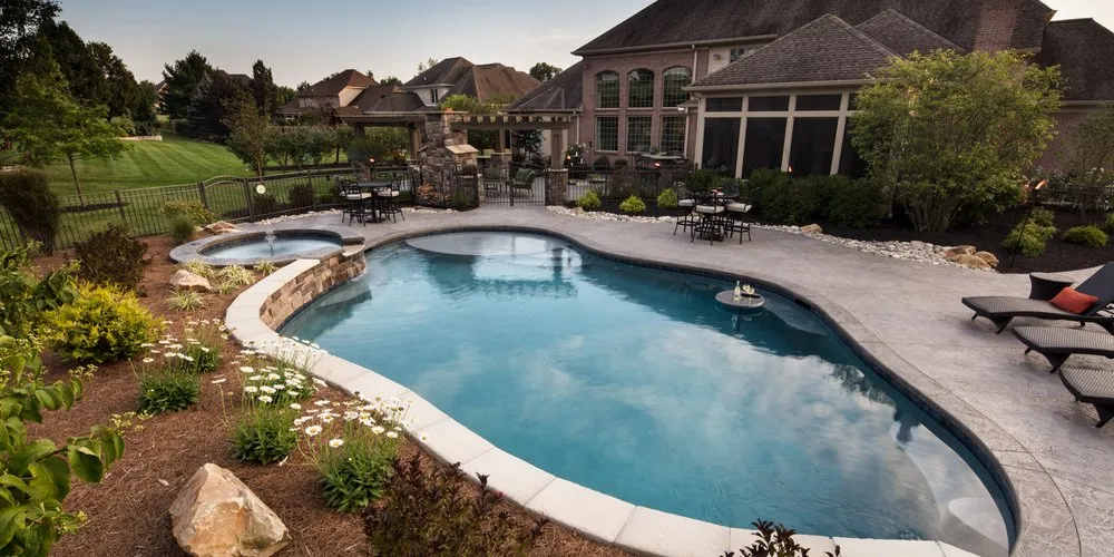 Affordable yard maintenance in Cincinnati, OH - Tepe Landscape & Design Group