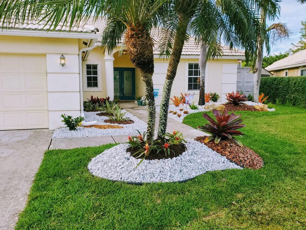 Custom landscape design in Delray Beach, FL - Terra Bella Landscaping & Design