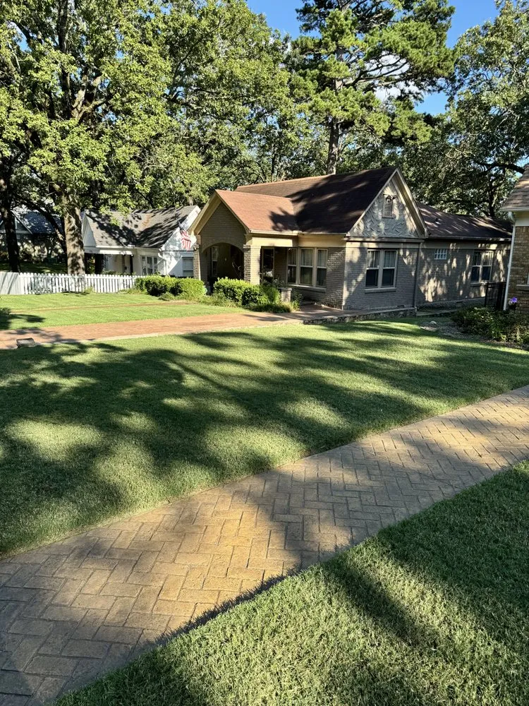 Trusted garden landscaping in Little Rock, AR by Terra Corporation