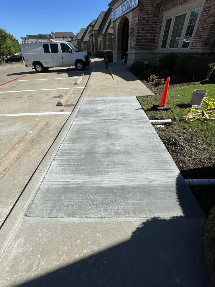 Local garden landscaping experts serving Lewisville, TX - Terra Flow