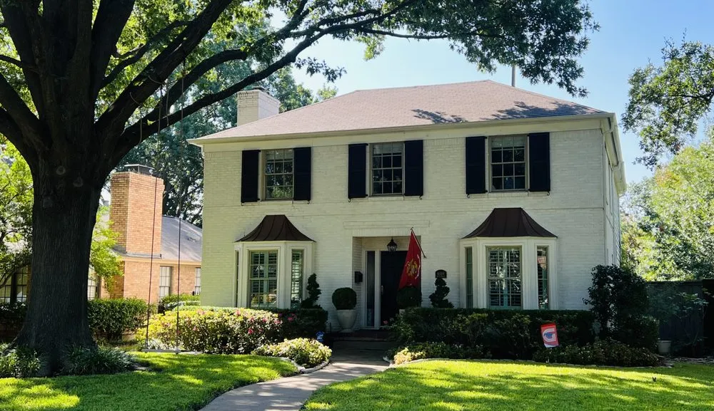 Custom yard cleanup service experts serving Dallas, TX - Terra Verde Landscaping Plus Design