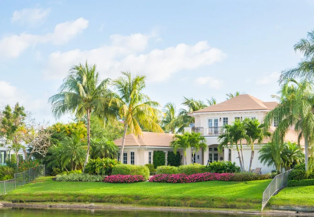 Expert landscaping services in Jupiter, FL by Terracon Services