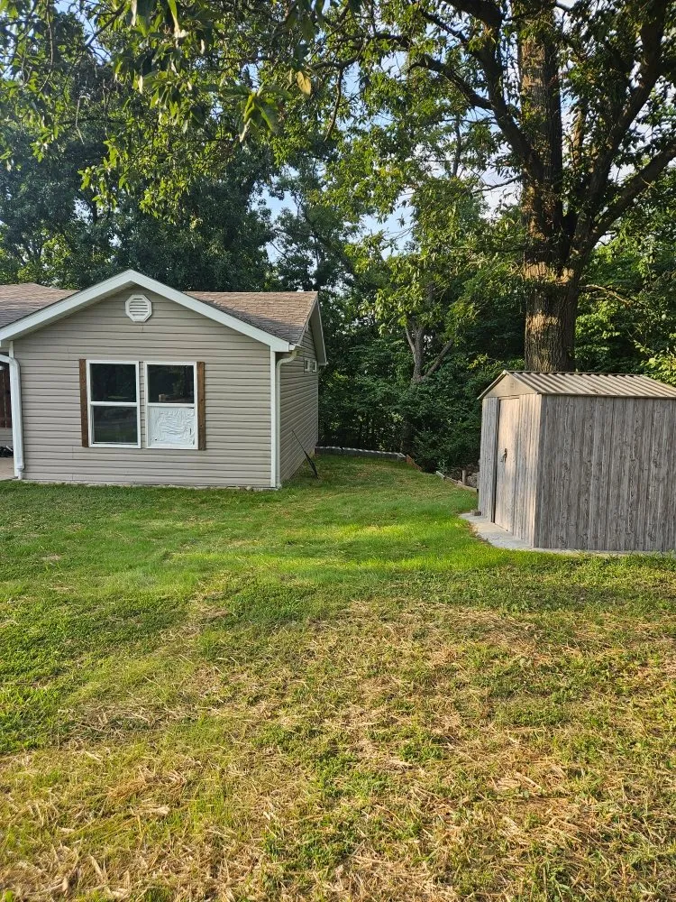 Trusted yard maintenance in Columbia, MO - Terraformed Homes