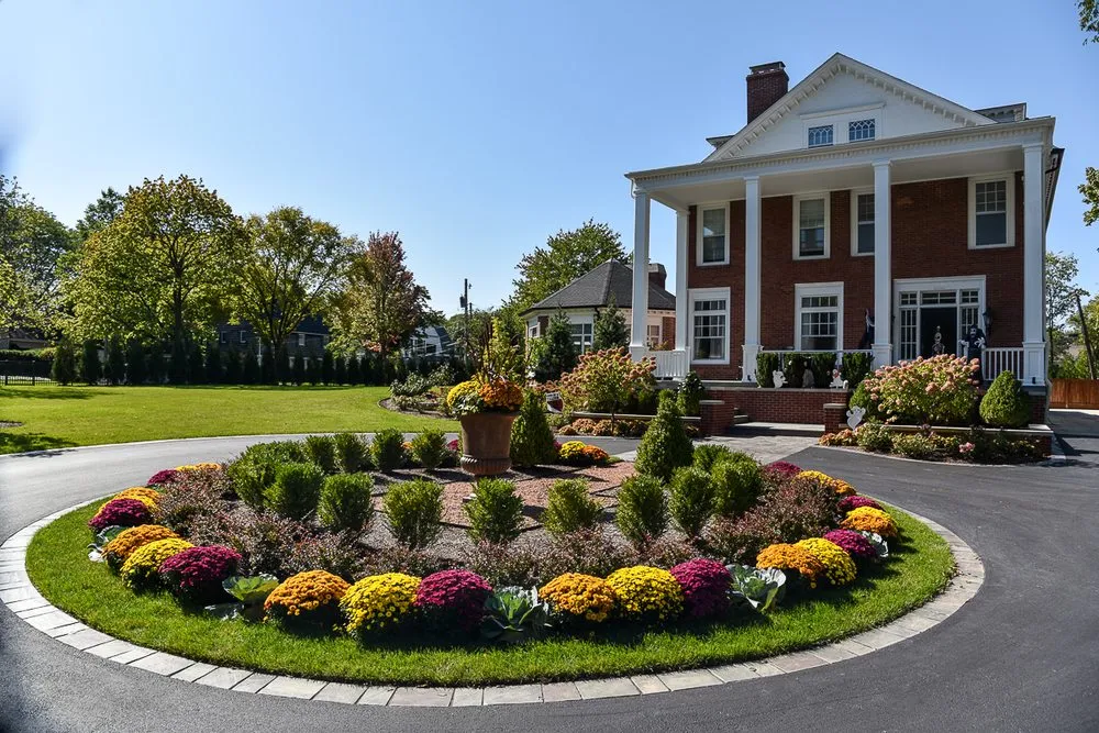 Expert garden landscaping experts serving Darien, IL - Terrain Landscape Contractors
