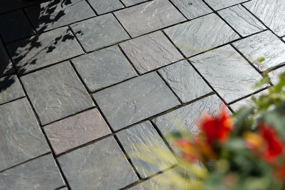 Affordable yard maintenance in Darien, IL by Terrain Landscape Contractors