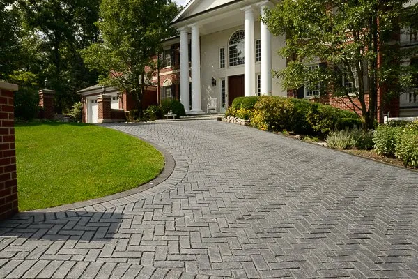 Top-rated residential landscaping experts serving Darien, IL - Terrain Landscape Contractors