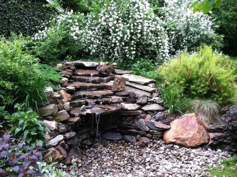 Custom landscape design experts serving Philadelphia, PA - Terraquarbor