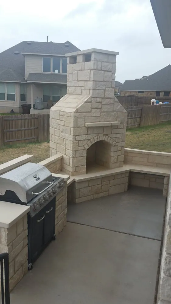 Custom garden landscaping in Hutto, TX - Terrascapes