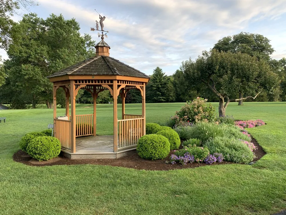 Top-rated garden landscaping in Garden City, ID by Terravita Landscape & Gardening