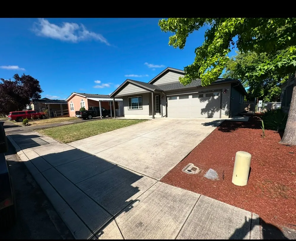 Trusted landscape design experts serving Eugene, OR - Terrazas Landscaping Pros