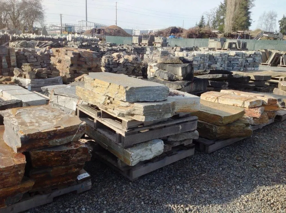 Custom yard maintenance in Marysville, WA - Terrazzo & Stone Supply Co