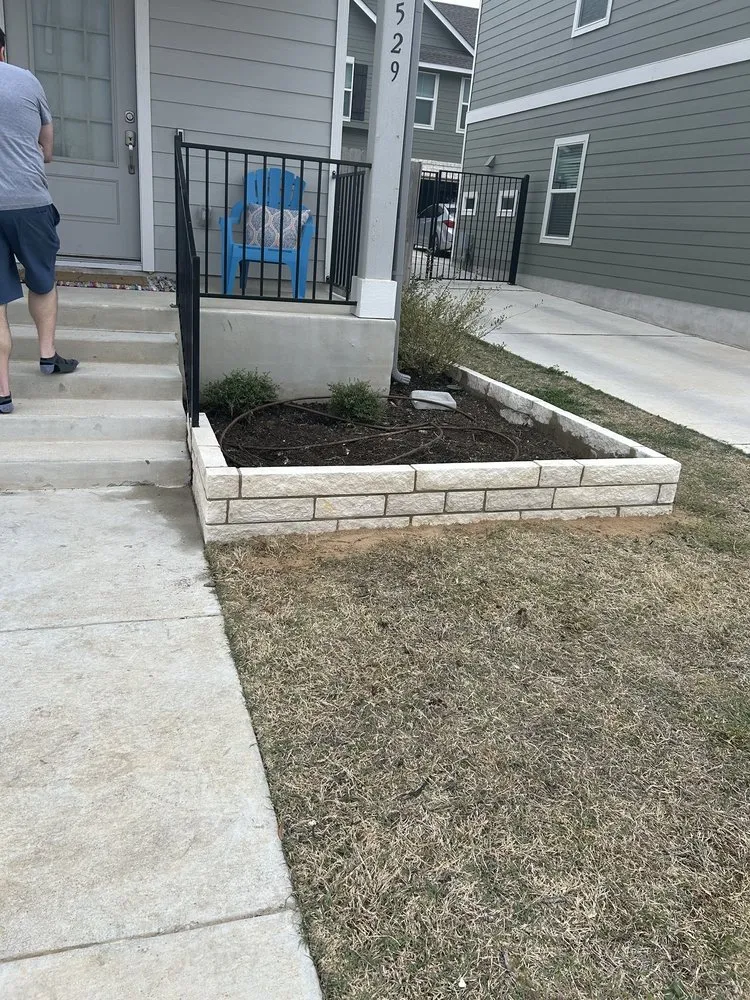 Top-rated lawn mowing service for outdoor upgrades across Austin, TX - Terreno Construction