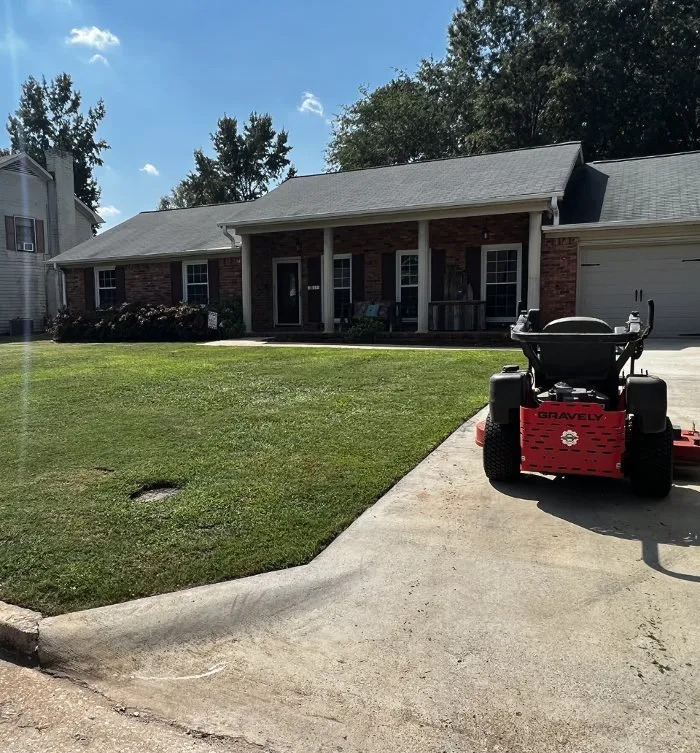 Affordable yard cleanup service experts serving Decatur, AL - Terry's Lawn Care
