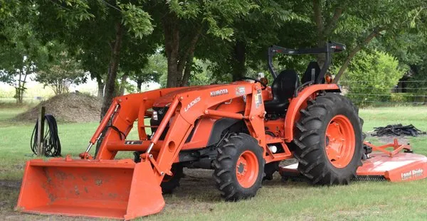 Terry's Tractor Service Logo
